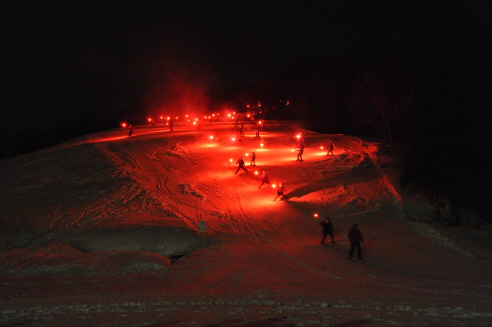 金谷山スキー場レルヒ祭、２月冬、新潟県上越市の観光・撮影スポット
