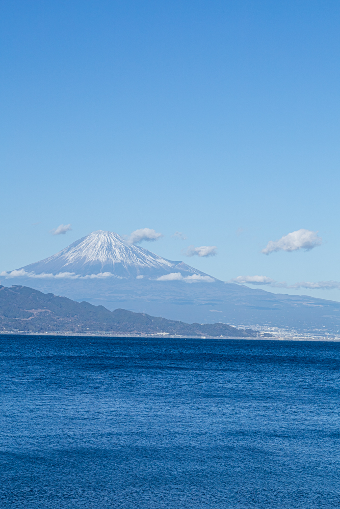 県営三保飛行場、三保の松原、富士山、1月冬、静岡県静岡市の観光・撮影スポットの名所