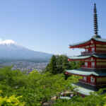 新倉山浅間公園、富士山、5月夏、山梨県富士吉田市の観光・撮影スポットの名所