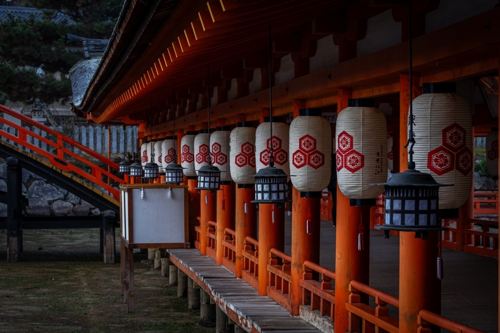 厳島神社、１月冬、広島県廿日市市の観光・撮影スポットの名所