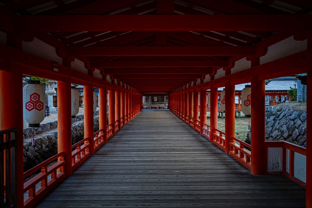 厳島神社、１月冬、広島県廿日市市の観光・撮影スポットの名所