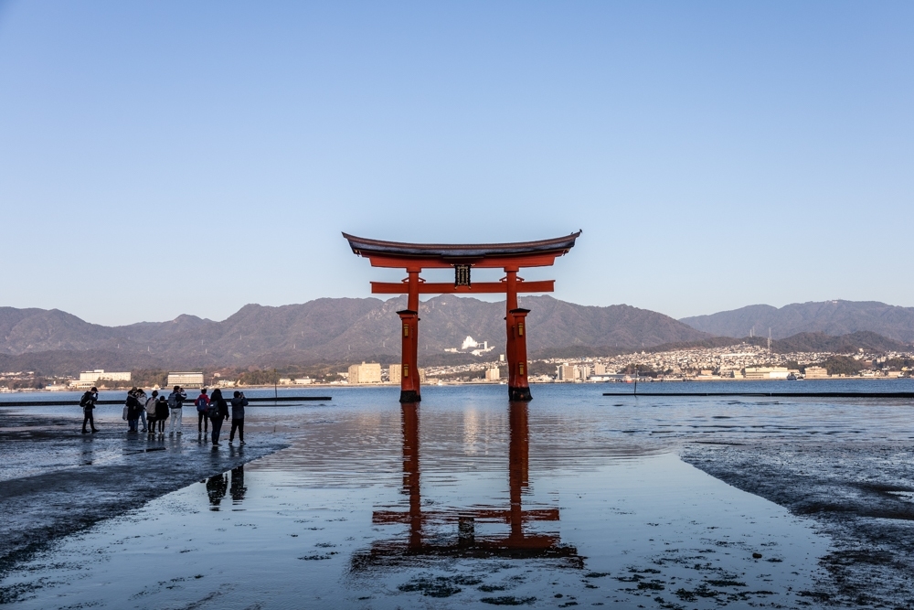 厳島神社、大鳥居、１月冬、広島県廿日市市の観光・撮影スポットの名所