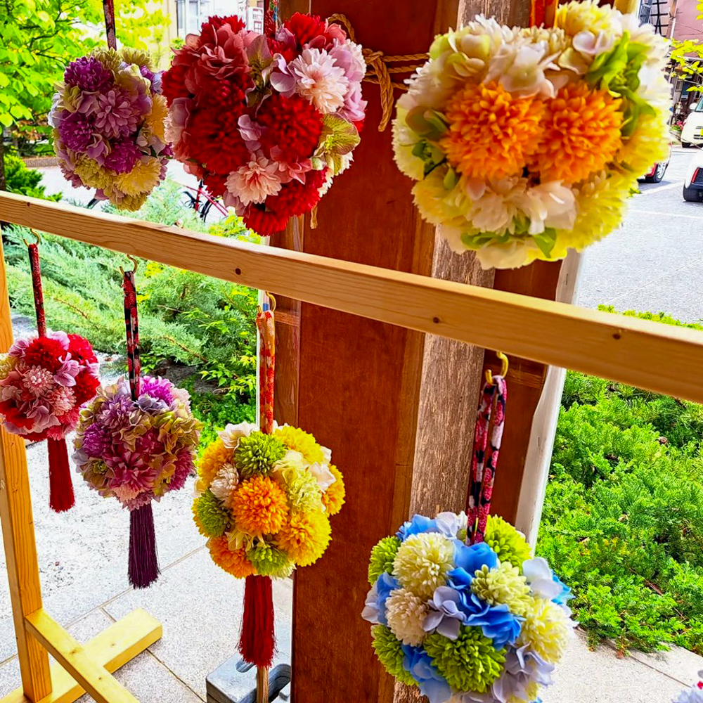 行田「花手水week」 (行田八幡神社 、5月夏の花、埼玉県行田市の観光・撮影スポットの名所