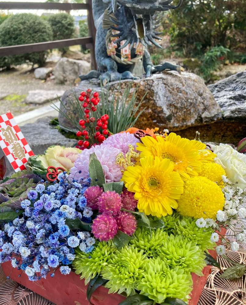 矢川神社、花手水舎、1月冬、滋賀県甲賀市の観光・撮影スポットの名所