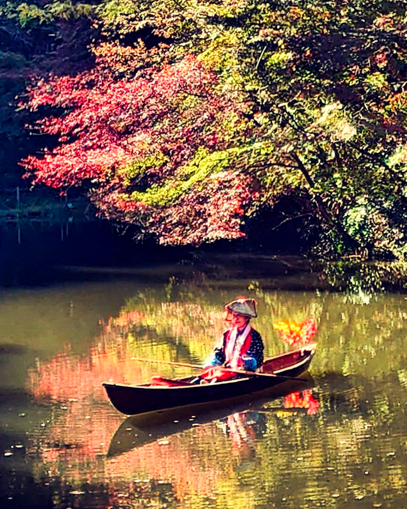 穴弘法、紅葉、女船頭、11月秋、岐阜県土岐市の観光・撮影スポットの画像と写真