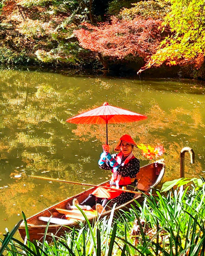 穴弘法、紅葉、女船頭、11月秋、岐阜県土岐市の観光・撮影スポットの画像と写真