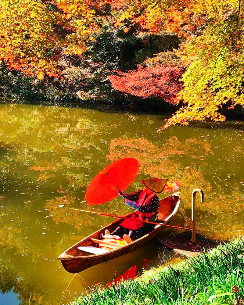 穴弘法、紅葉、女船頭、11月秋、岐阜県土岐市の観光・撮影スポットの画像と写真